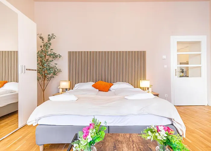 Charming 2br Aprtment Near Tourist Attractions